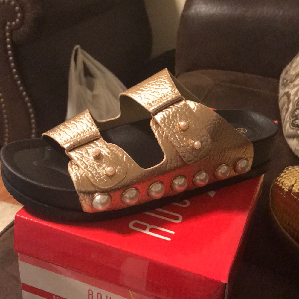 Shose